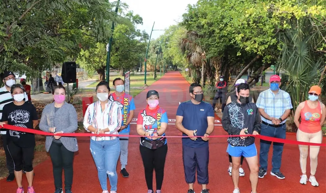 Inaugura alcaldesa pista rehabilitada de atletismo