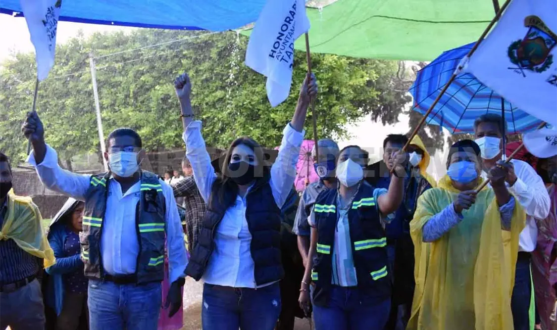 Inician obras de beneficio social en comunidades