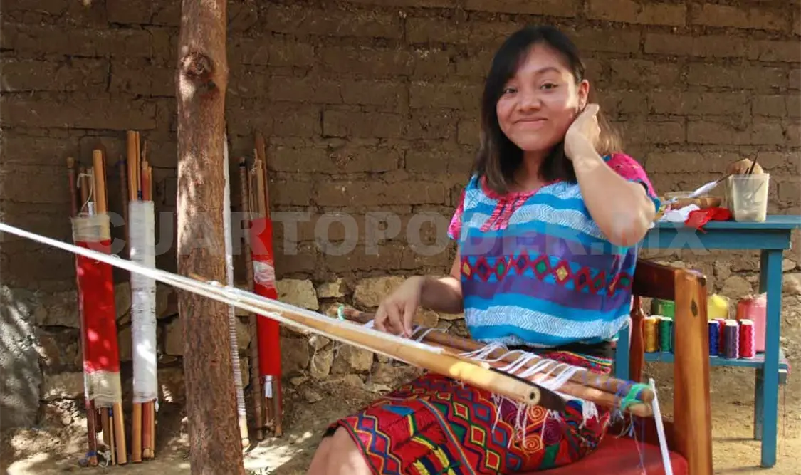 Ganan artesanos ocho galardones en concurso