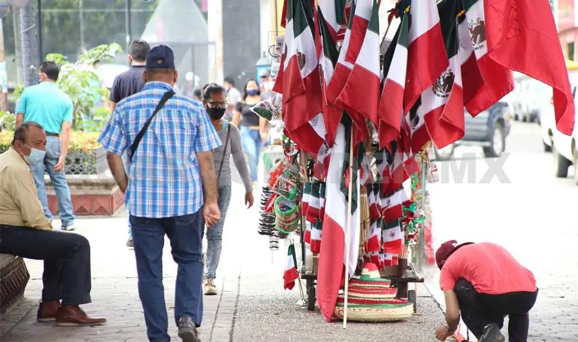 Inician las ventas patrias; hay de todo y para todos