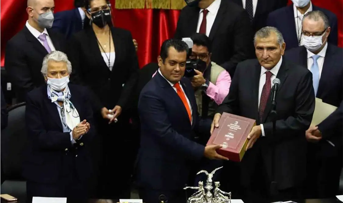 Entrega Adán Augusto López Tercer Informe de AMLO