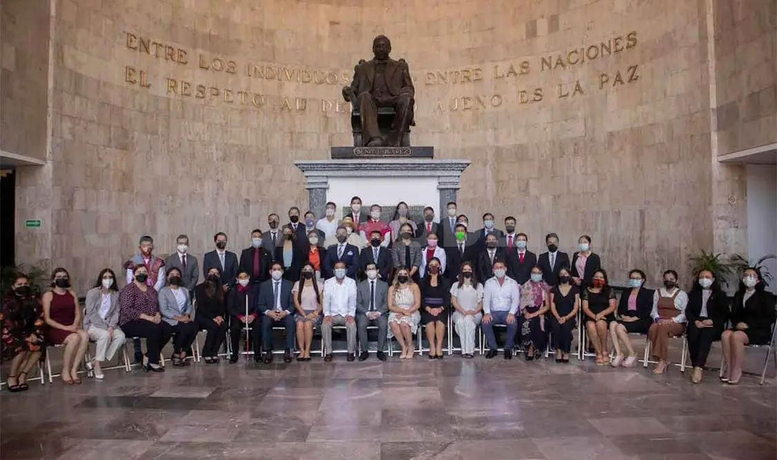 Llevan a cabo onceavo Parlamento Juvenil