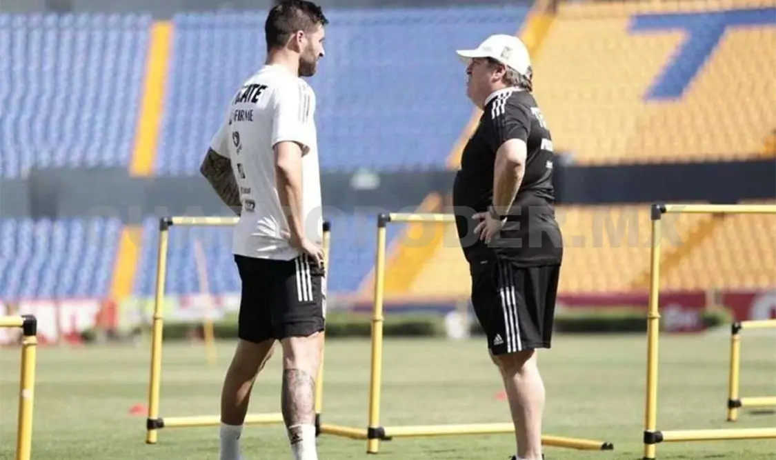 Gignac aclara sus “problemas” con Miguel Herrera