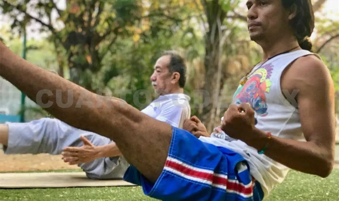 Alex es hoy en día un maestro yogui y a la vez un activista reconocido por muchos en redes sociales. Cortesía