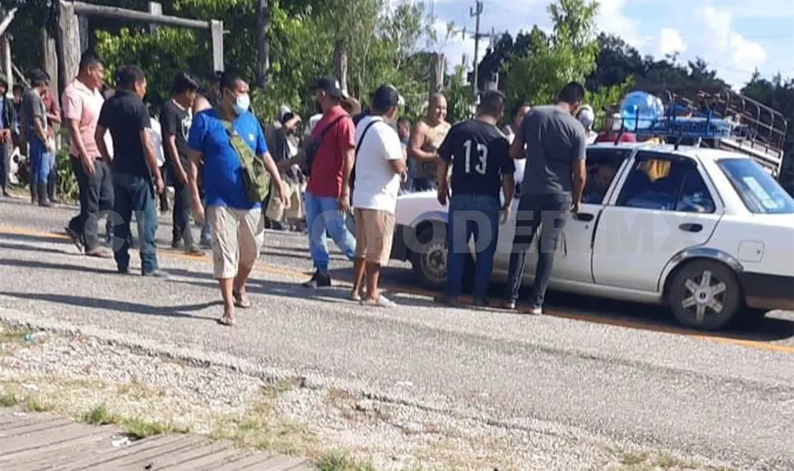 Dieron a conocer que con la mediación de funcionarios estatales se llegó a un acuerdo para el intercambio de los agentes y de los conductores. Cortesía