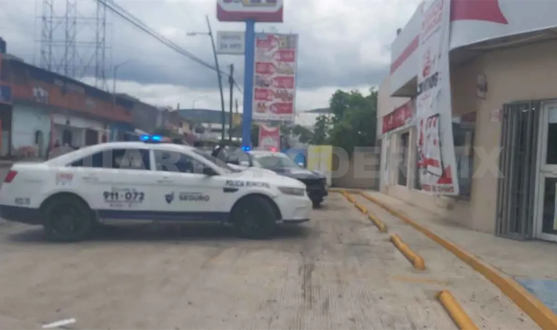 Atracan tienda en carretera a Villaflores