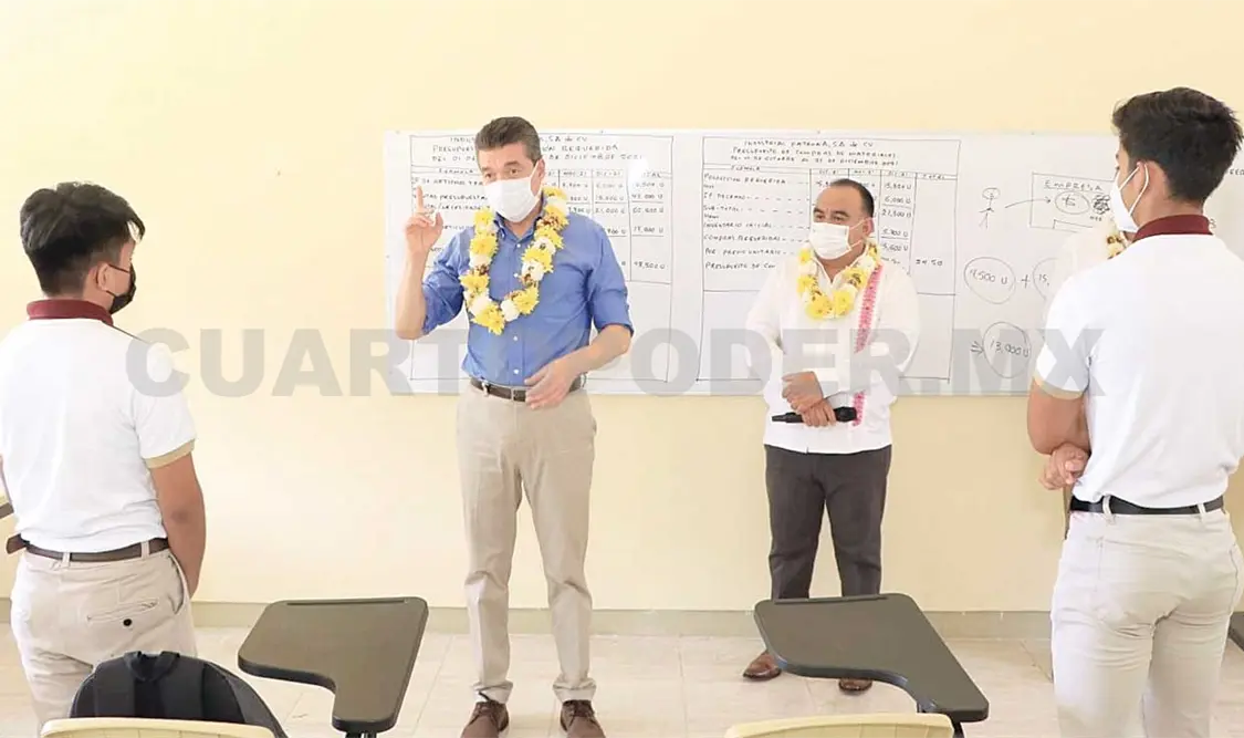 El gobernador destacó que estos espacios coadyuvarán a la formación educativa de más de 500 estudiantes. CP