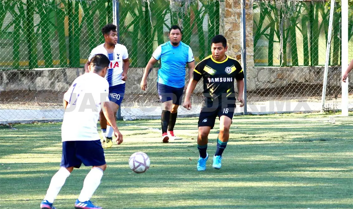 Con un hombre menos, Atlético Chiapas sufrió en el aspecto físico, lo cual terminó pesando mucho. Diego Pérez/CP