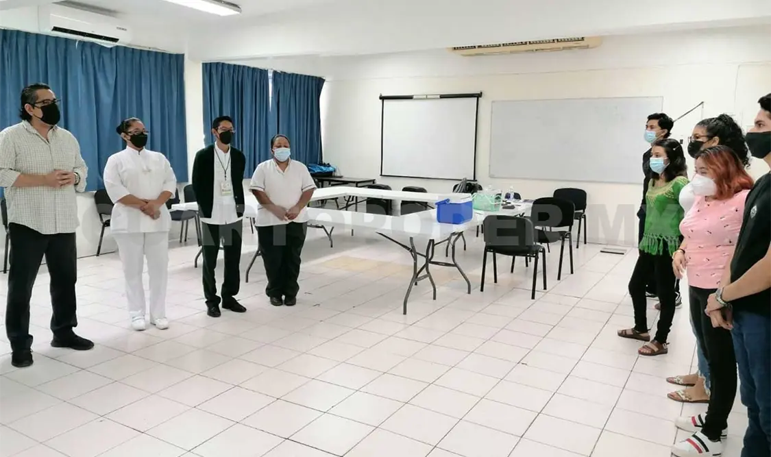Esta campaña de prevención de enfermedades se realizó con estudiantes afiliados al servicio médico de esa institución. CP