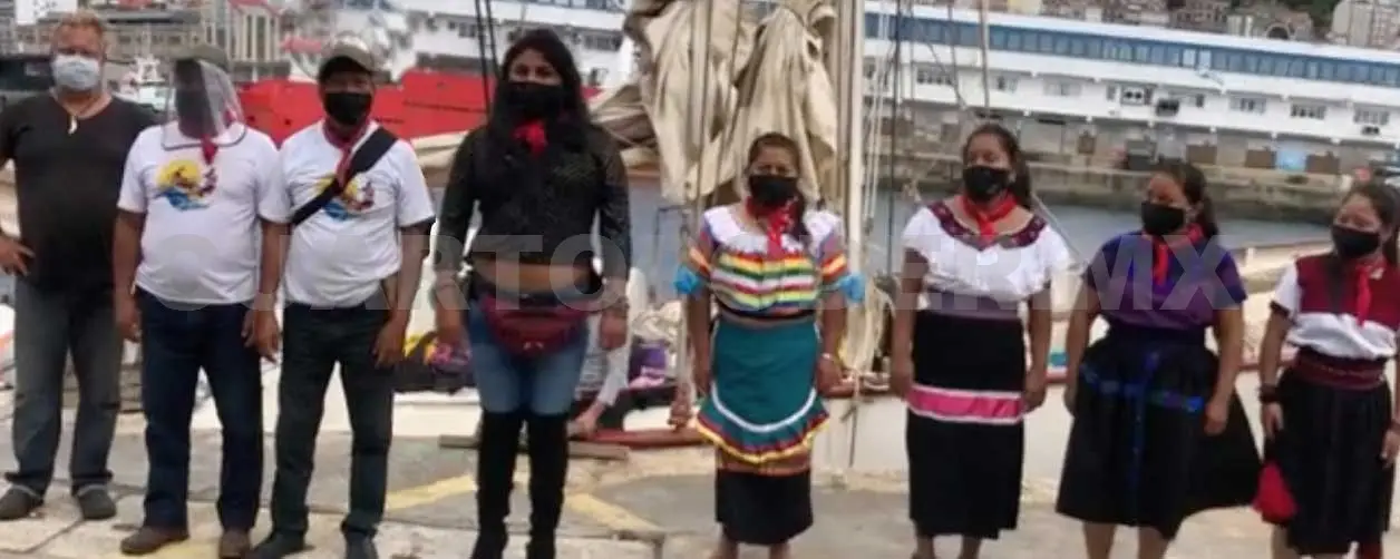 El Escuadrón 421 del EZLN regresará a México hoy. CP