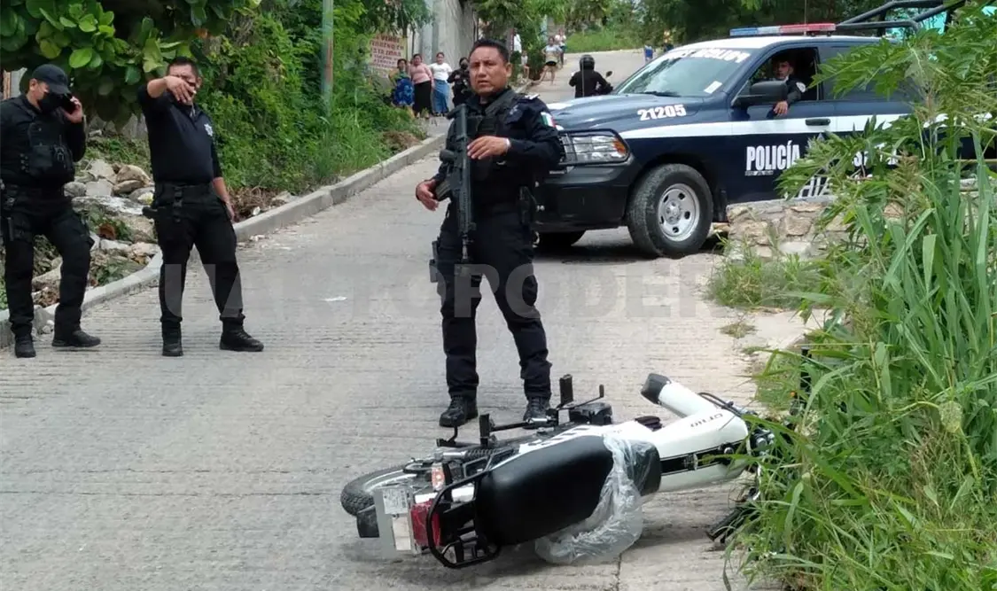 Los pasajeros de la motocicleta al ser acechados por los oficiales abrieron fuego contra la patrulla. Cortesía