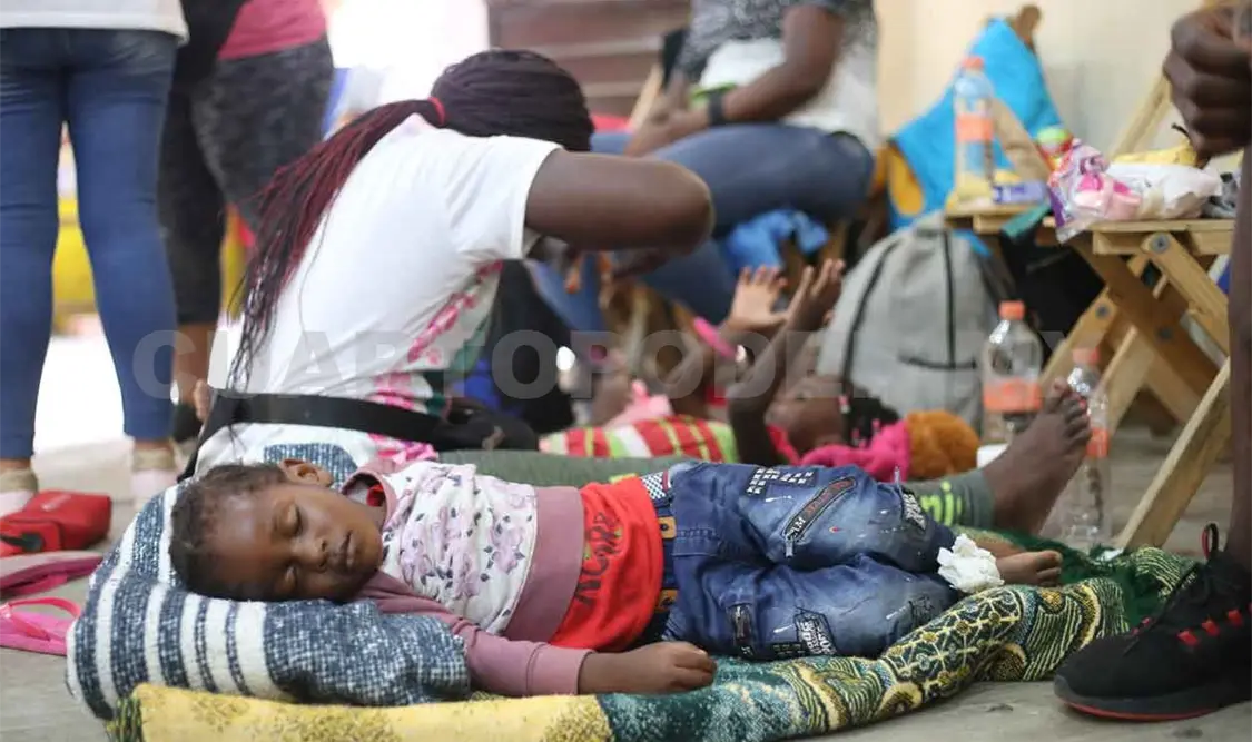 Brindan ayuda humanitaria a migrantes