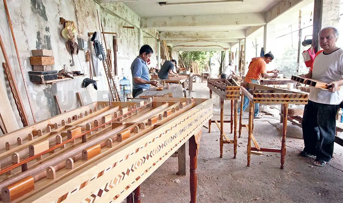 Marimba de una tecladura, muy popular antes del invento de Borraz Moreno. Cortesía
