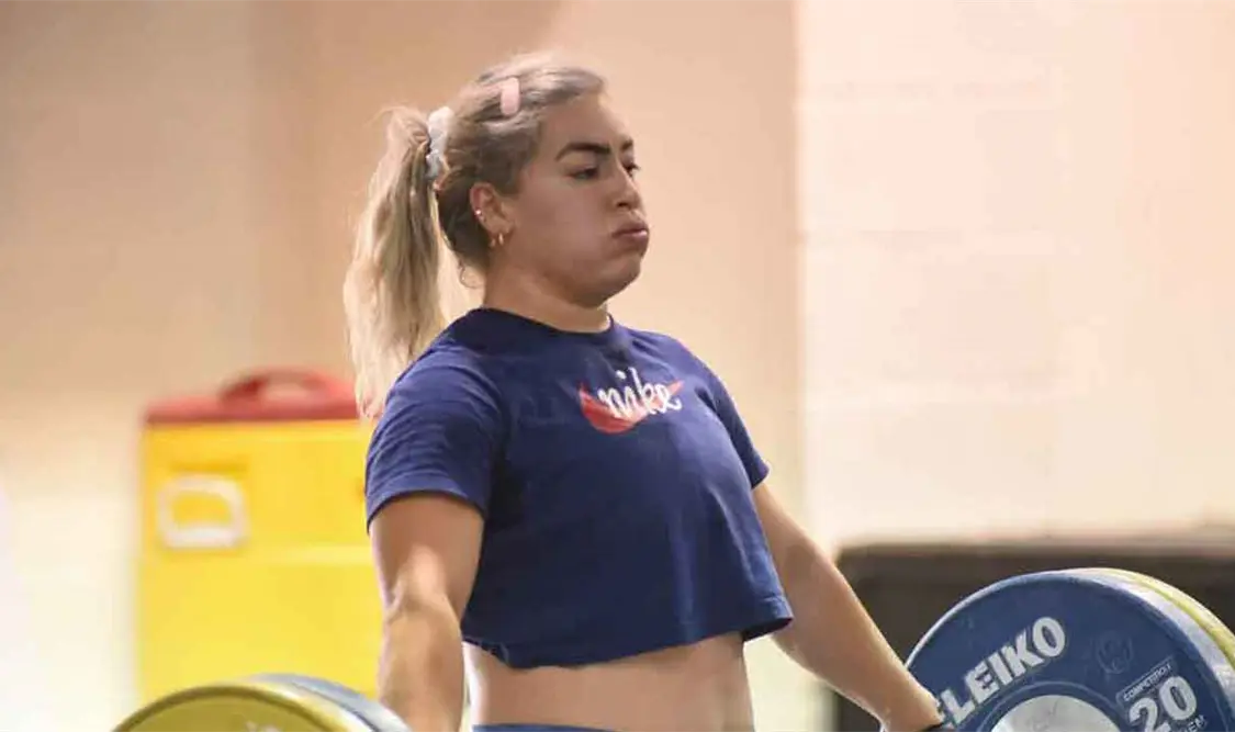 Aremi recibió premio “inexistente” por su logro