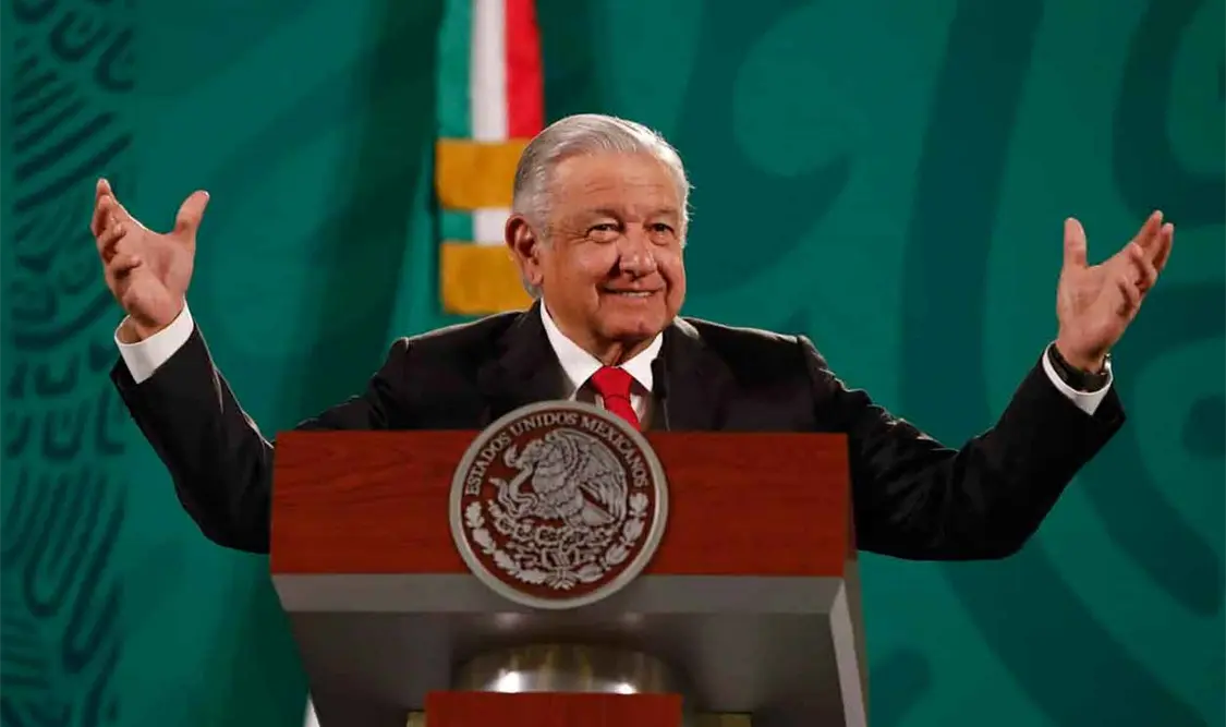 AMLO analiza eliminar o reformar Artículo 33