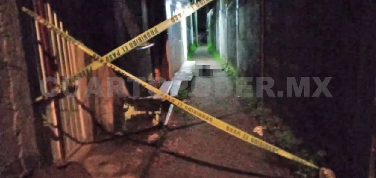 Hombre fallece de paro cardíaco en callejón
