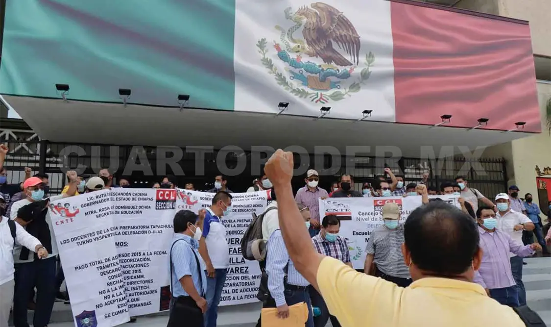 Exigen la destitución de director de preparatorias