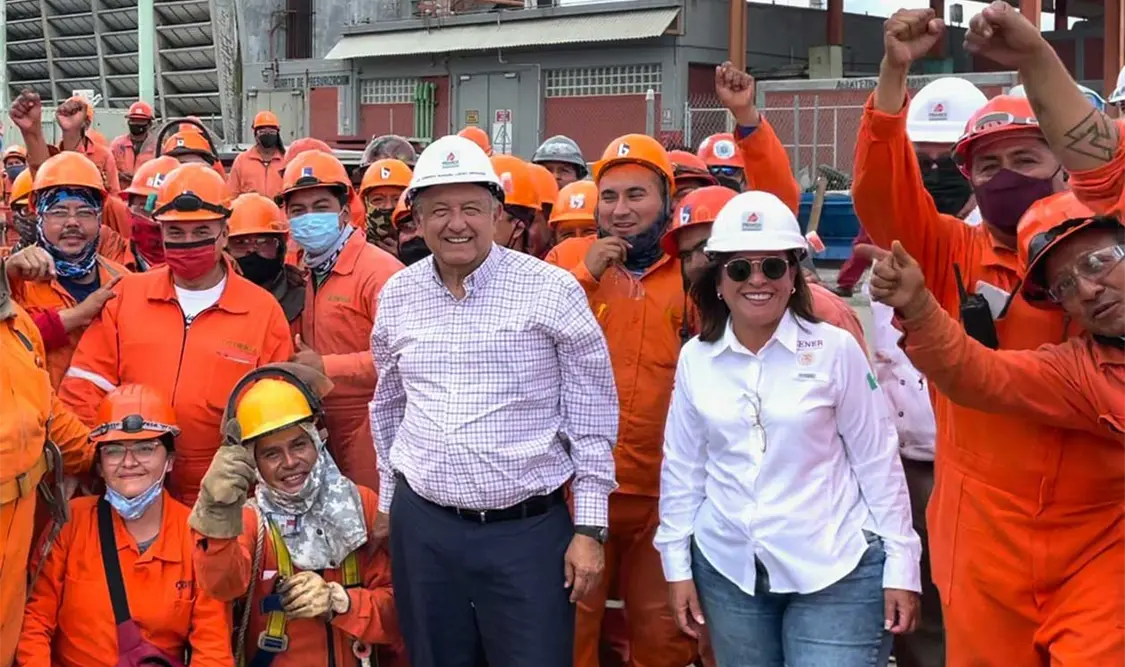 El presidente López Obrador destacó que este trabajo se realiza de la mano de los trabajadores de Pemex. Twitter