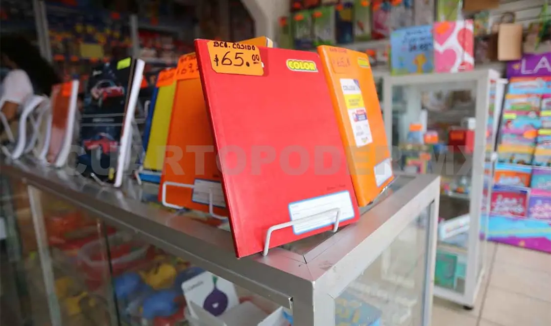 Clases híbridas incrementan 20 % de ventas en papelerías