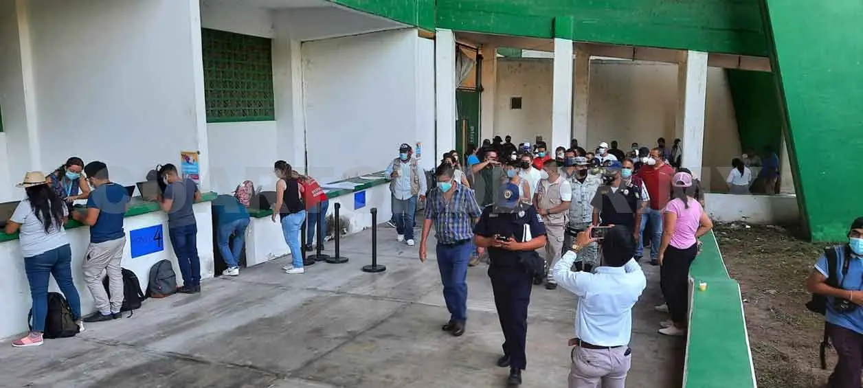 Instalan macro centro de atención a refugiados