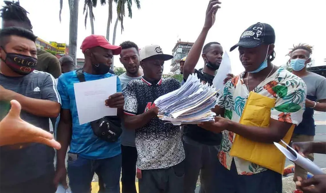 Exhortan a los migrantes a no permitir que sean sorprendidos con información errónea. Cortesía