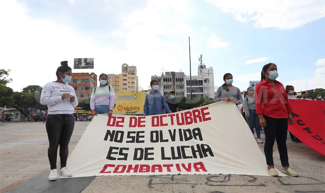 Estudiantes recuerdan matanza de Tlatelolco