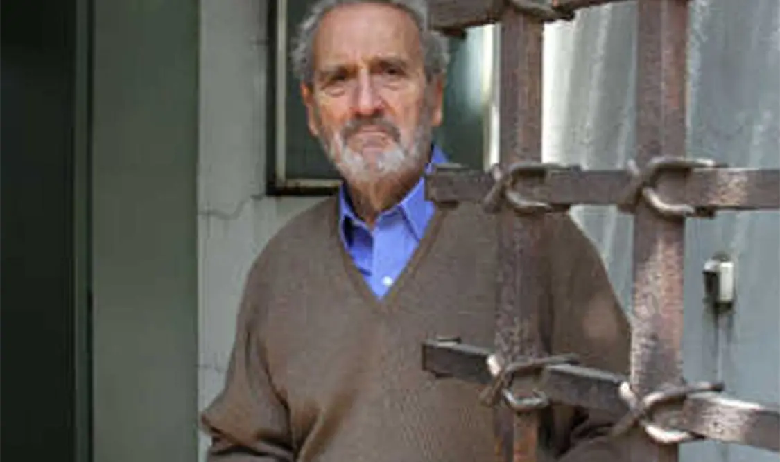 El artista plástico y diseñador Vicente Rojo.