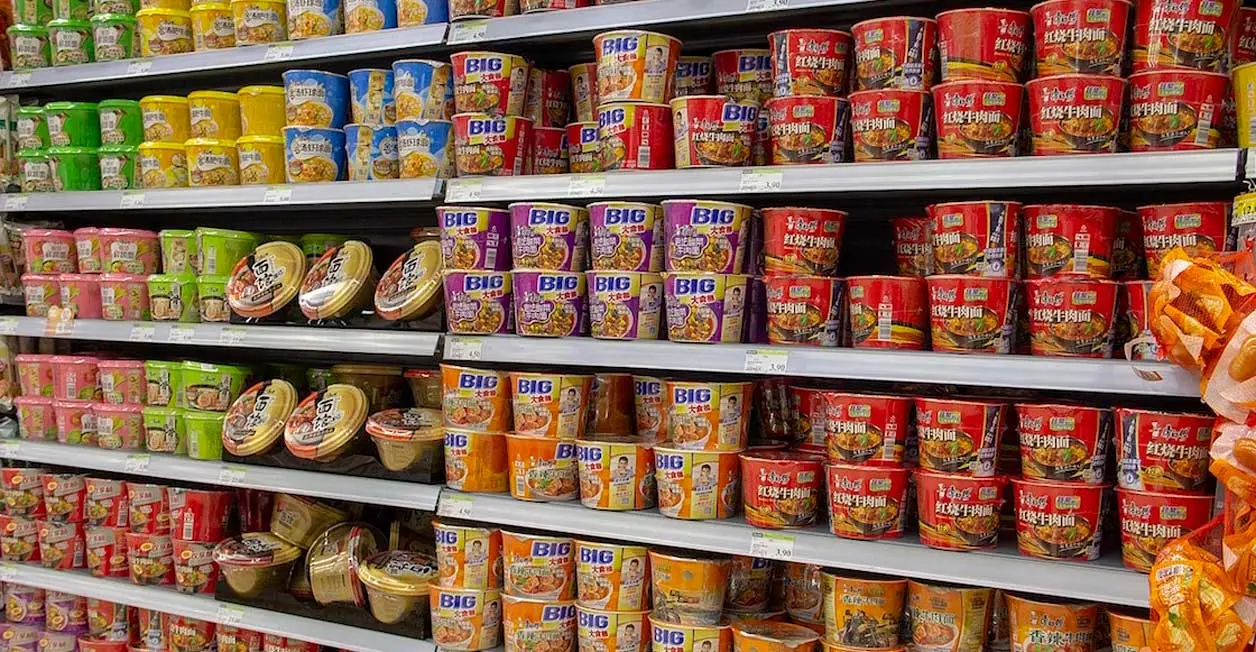 Inmovilizan más de 129 mil unidades de sopas