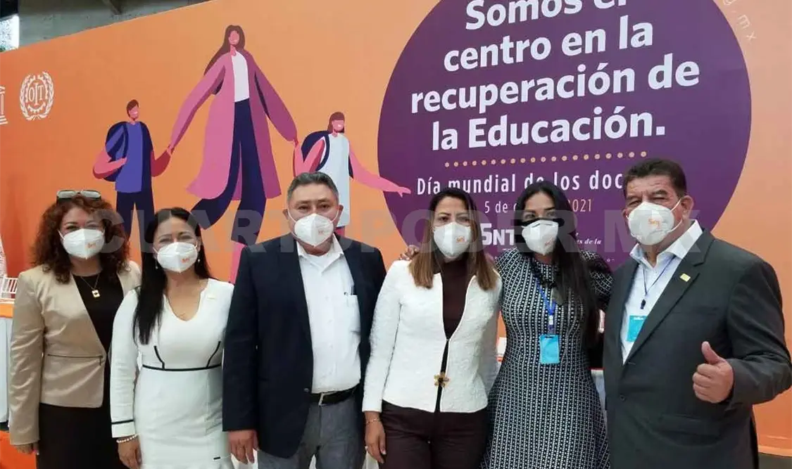 Reconocen a docentes por labor durante la pandemia