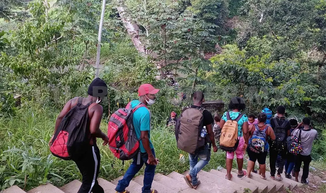 Por nuevas rutas haitianos llegan a Tapachula