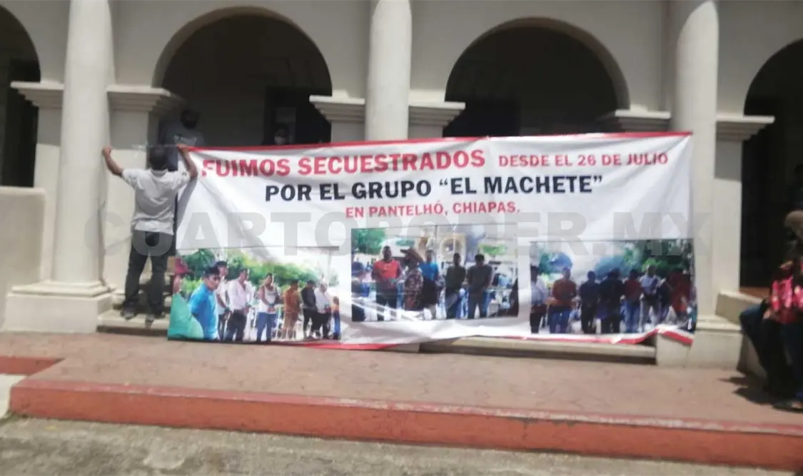 Familiares de los retenidos manifestaron que cuentan con un video en el que se ve que los amarraron el 26 de julio y los tuvieron en el kiosco. Elio Henríquez / CP