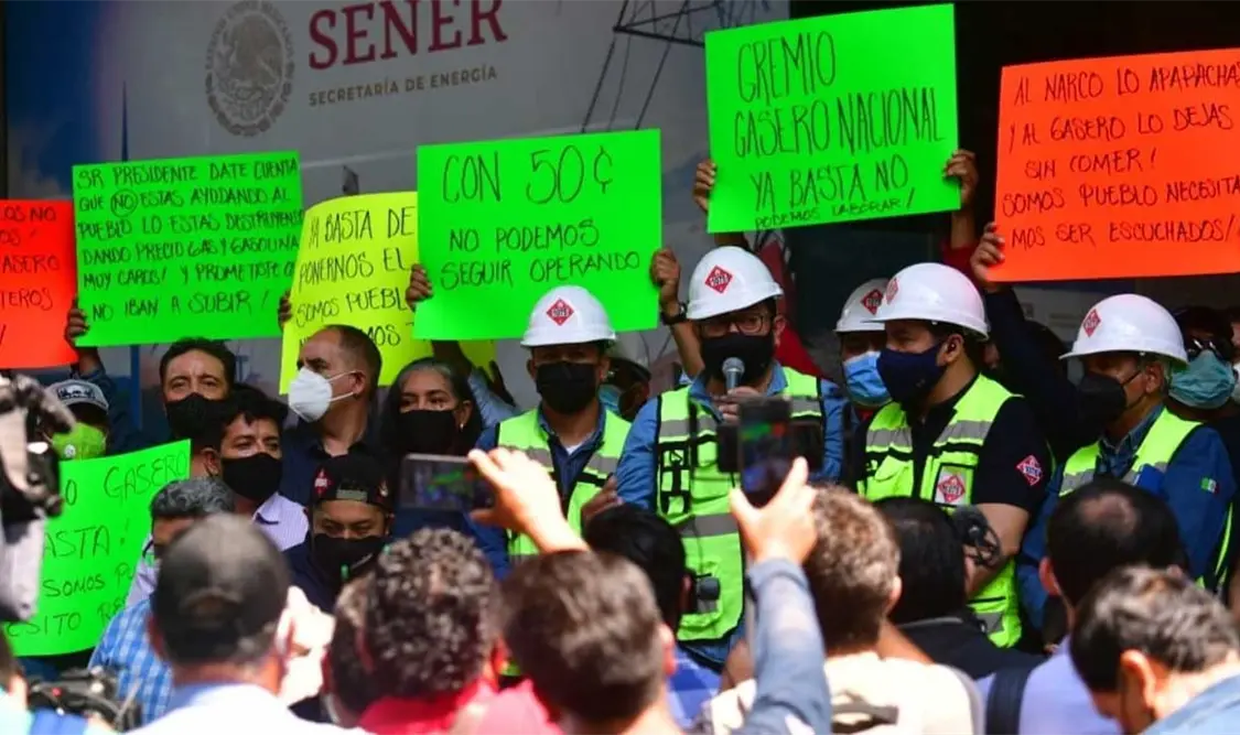 Gaseros se manifiestan contra precios fijos
