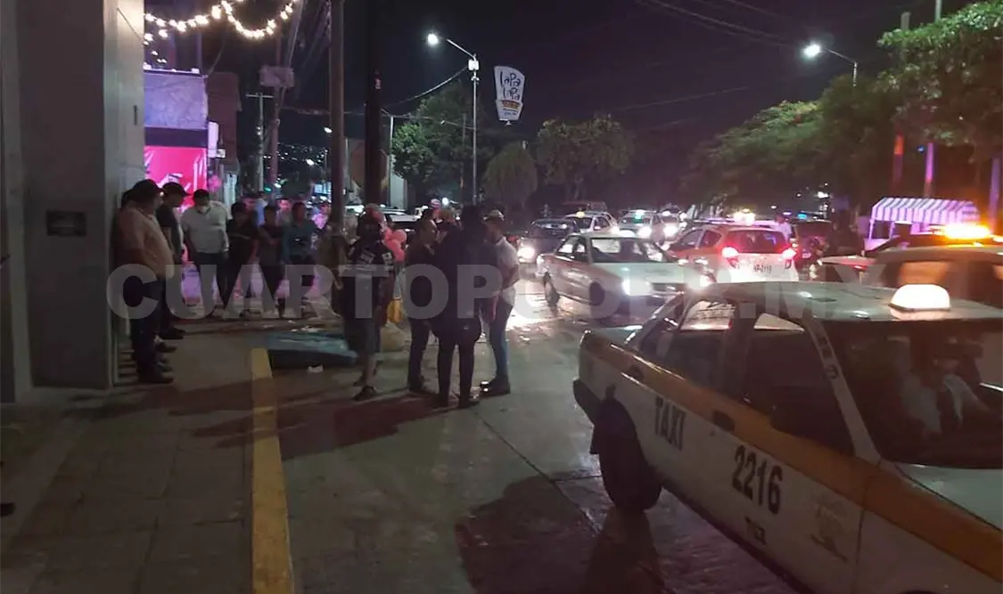Golpean a joven hasta matarlo