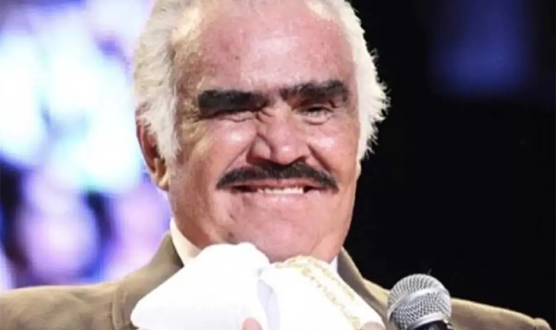 Vicente Fernández ha presentado mejoría