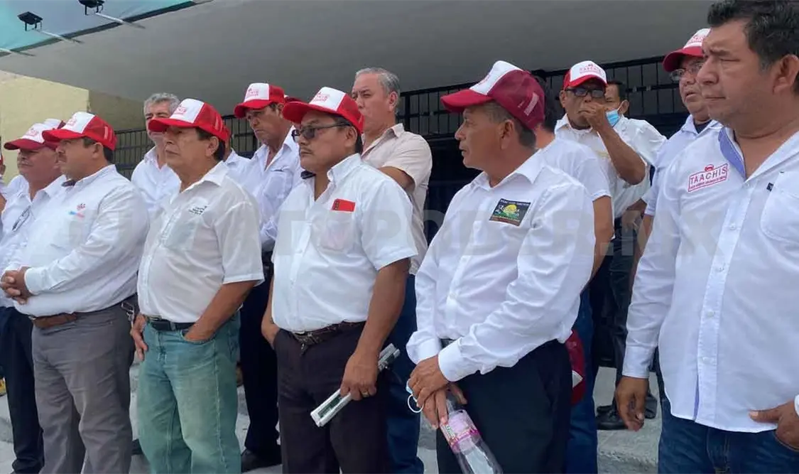 Continúan protestas contra plataforma de transporte