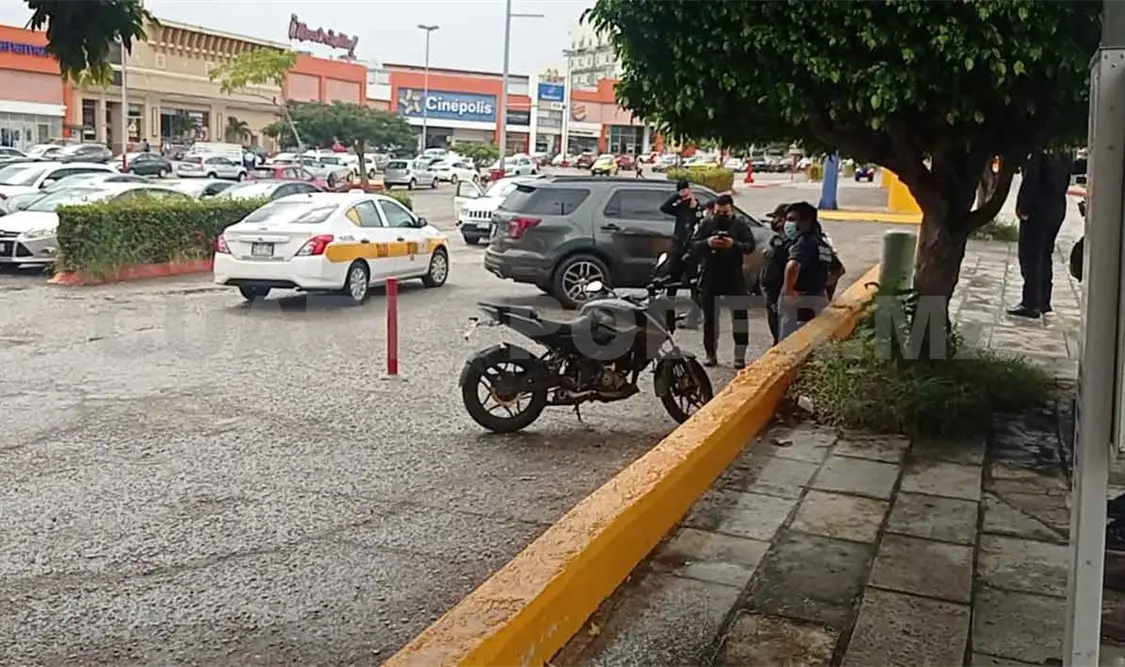 Roban medio millón de pesos a cuentahabiente