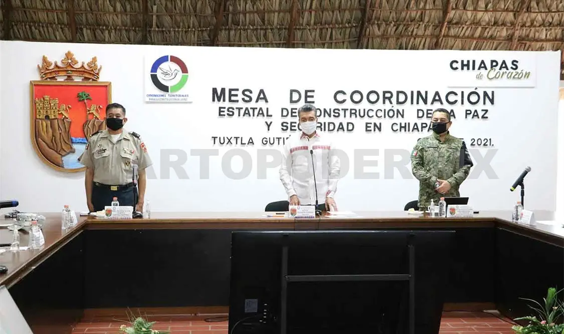Llama gobernador a vacunarse contra covid