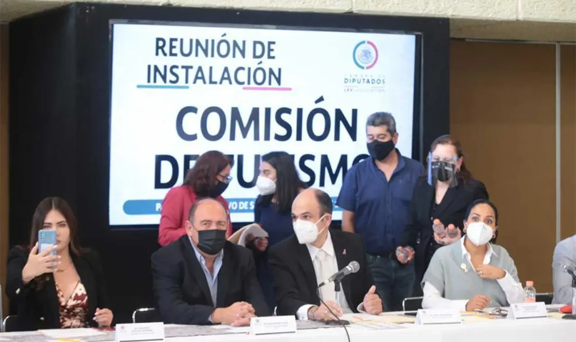 Reunión de instalación de los trabajos de la Comisión de Turismo en la Cámara de Diputados. Cortesía