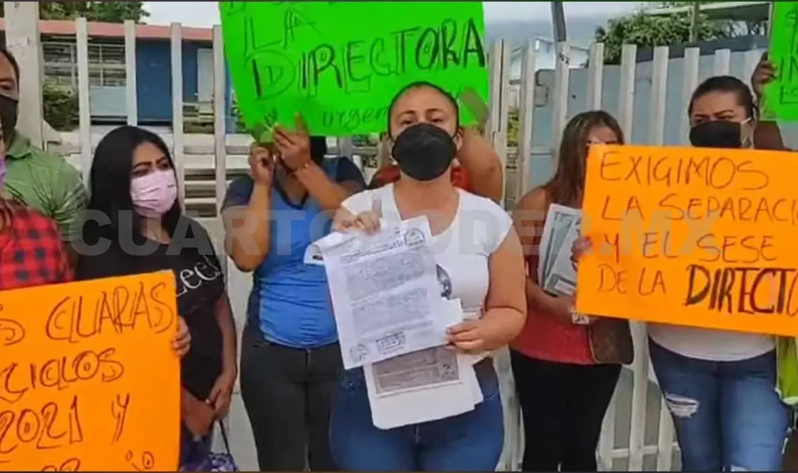Los padres de familia señalaron que la directora tiene la responsabilidad de explicar los gastos efectuados. Cortesía