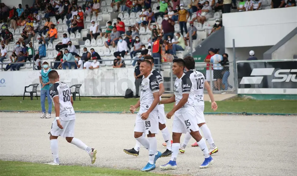 Todos los reflectores en el invicto Cafetaleros