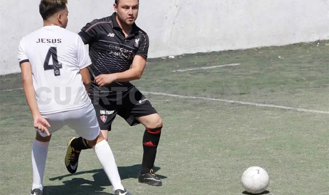 Atom FC se estrenó con triunfo por goleada