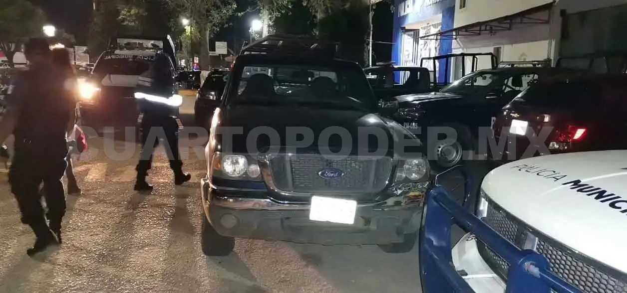 Provoca accidente y lo detienen en persecución