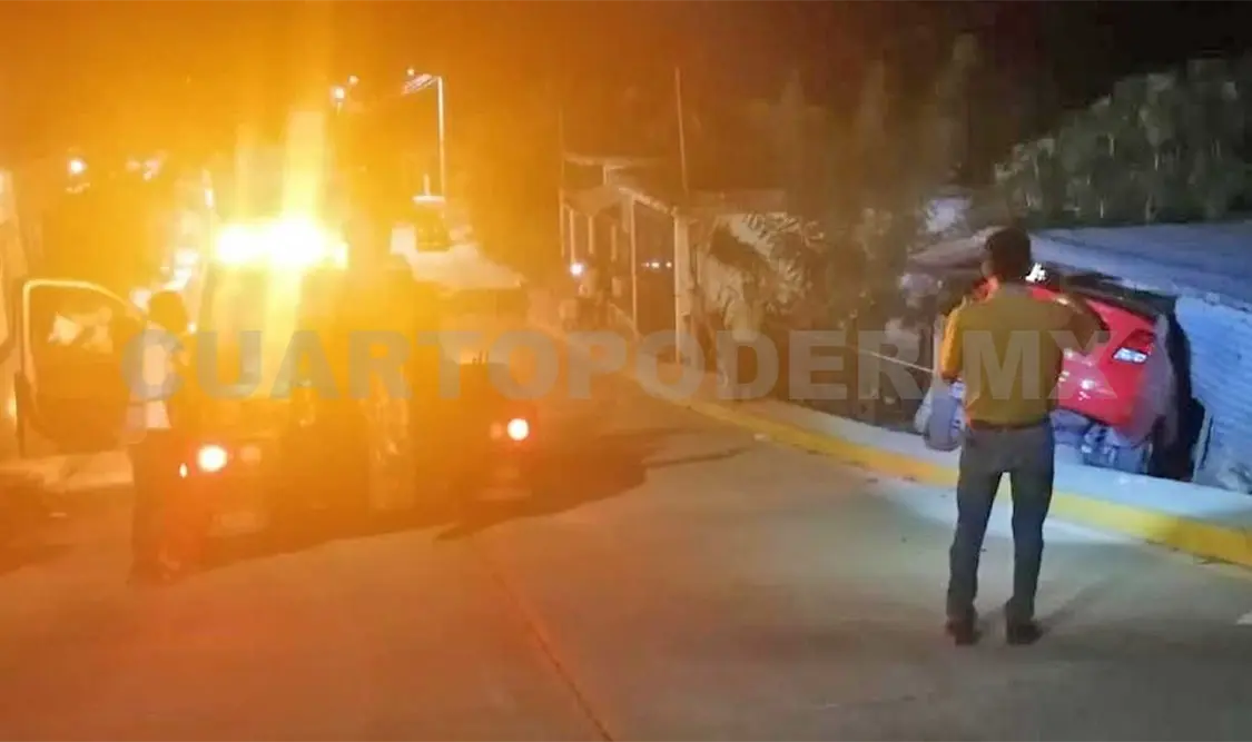 En el accidente por alcance, autoridades indicaron que cuatro personas habían salido lesionadas; entre ellas se encontraban dos niños. Víctor Sánchez / CP