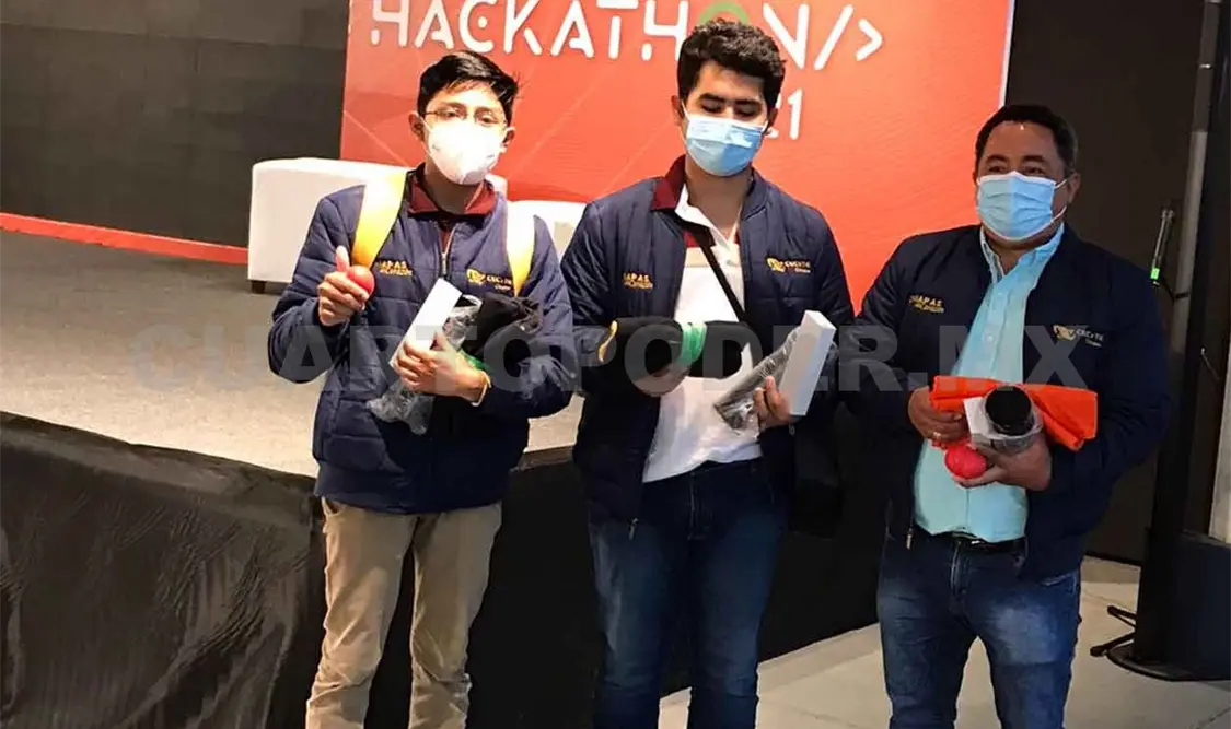 Alumnos ganan 2º lugar nacional en Hackathon