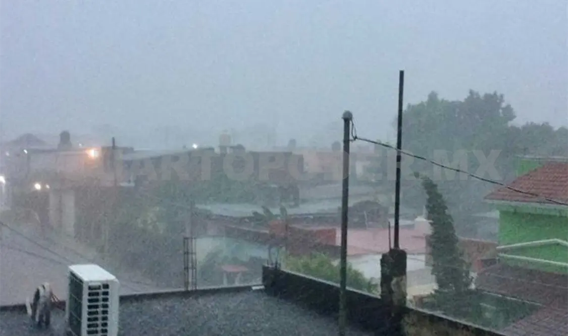 Vigilan zona de baja presión en el océano Pacífico que presenta un 60 por ciento de probabilidad para desarrollo ciclónico en 48 horas. Ramón García / CP