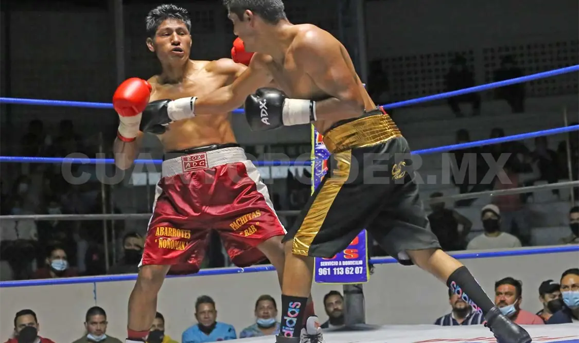 Pese al tipo de contienda, ninguno de los dos pugilistas terminó por demostrar el poderío que posee en sus puños. Carlos López/CP
