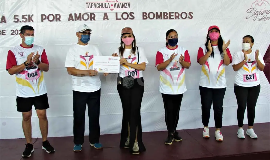 Se realizó carrera benéfica “Por Amor a los Bomberos”