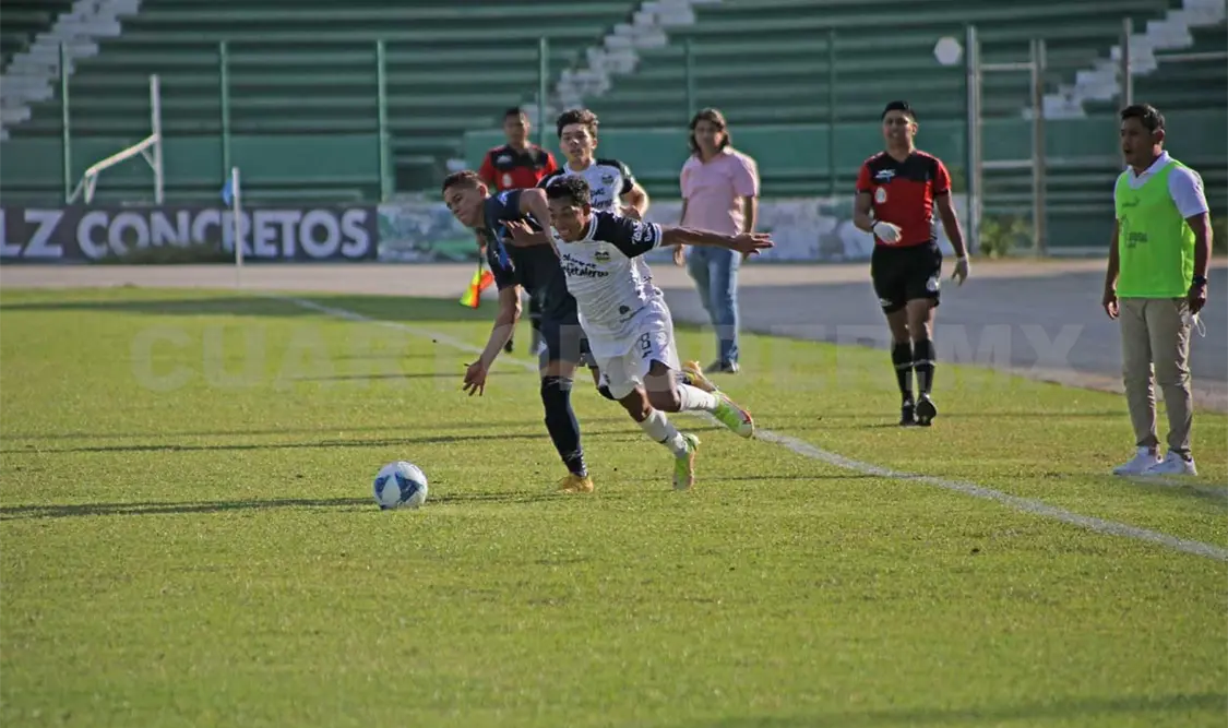Sorpresivo aullido en el Estadio Zoque