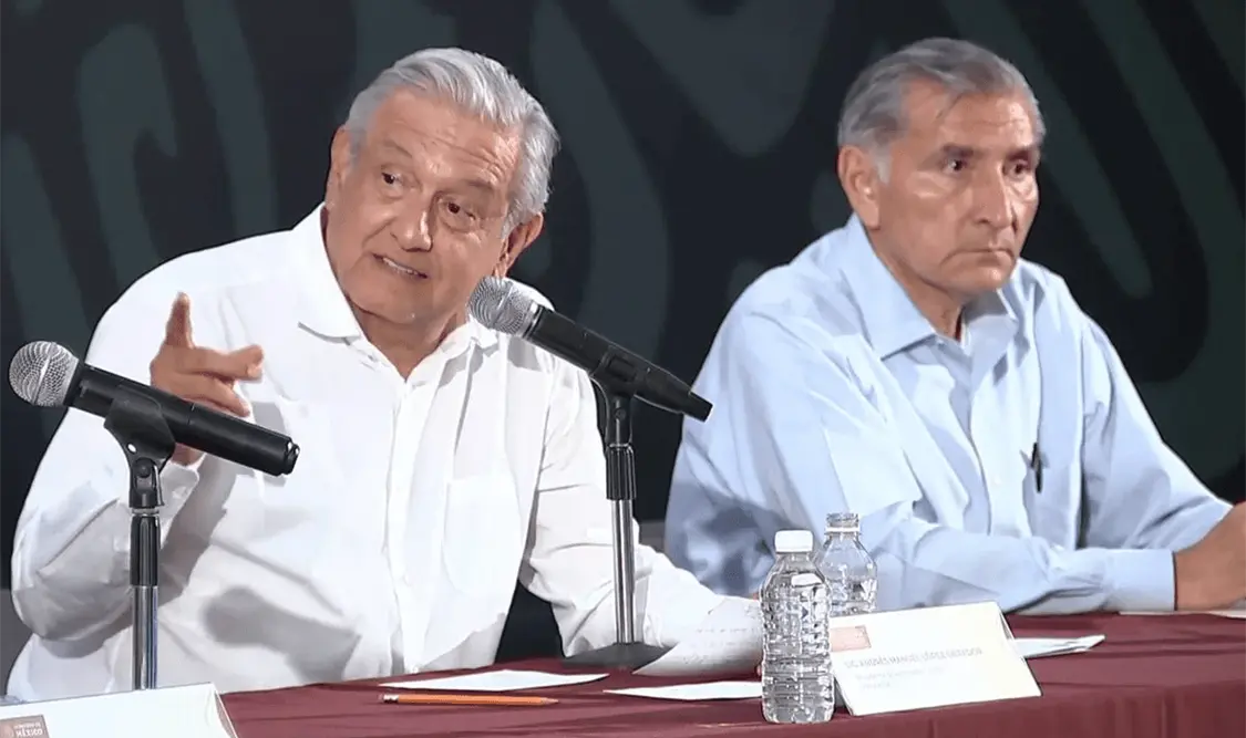 Protesta no impide subasta de piezas prehispánicas