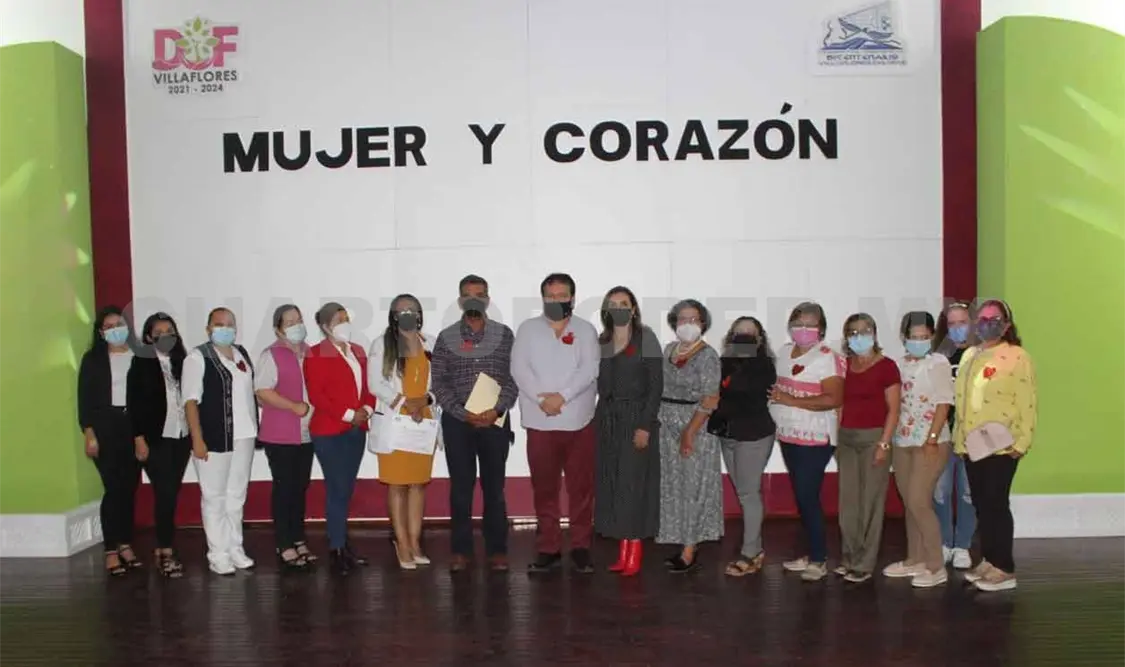 Realizan conferencia magistral “Mujer y Corazón”